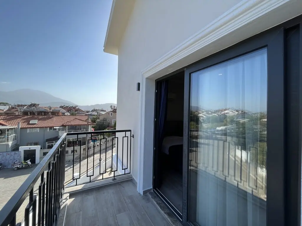 Attached terrace
